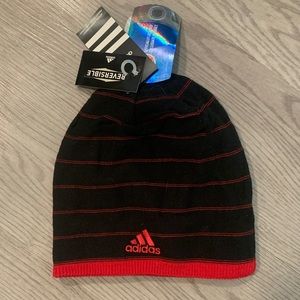 NWT! ADIDAS - CINCINNATI BEARCATS reversible hat, size: OSFA, perfect condition